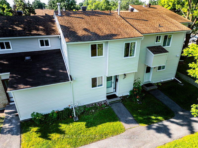 home for sale on 14-27 Thistledown Court N