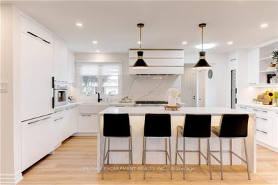 12 Cheval Drive — photo 5
