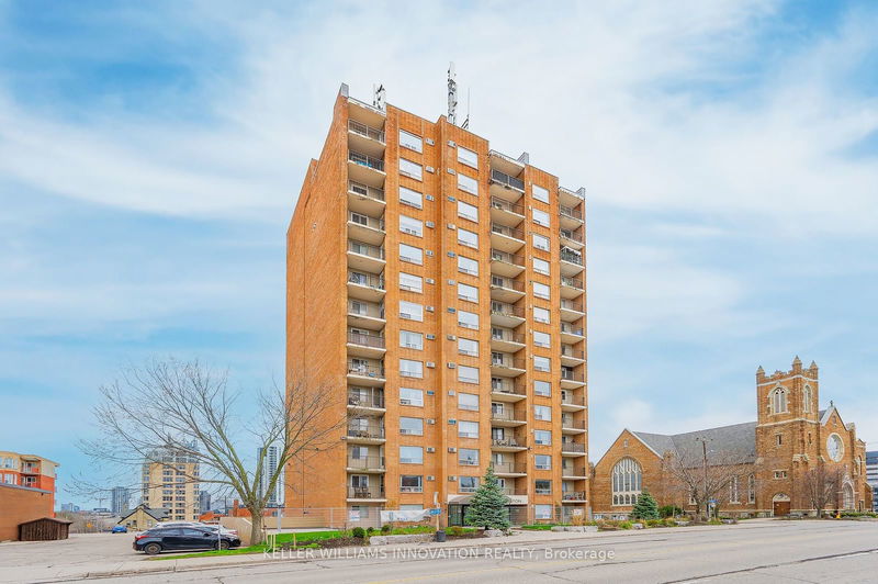 home for lease on 803-64 Benton Street