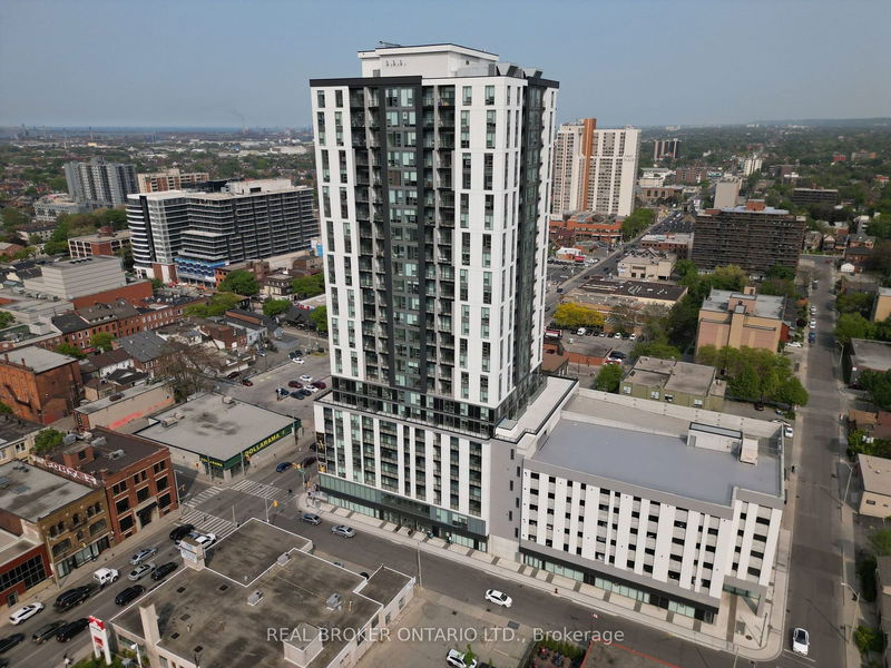 home for lease on 810-49 Walnut Street S