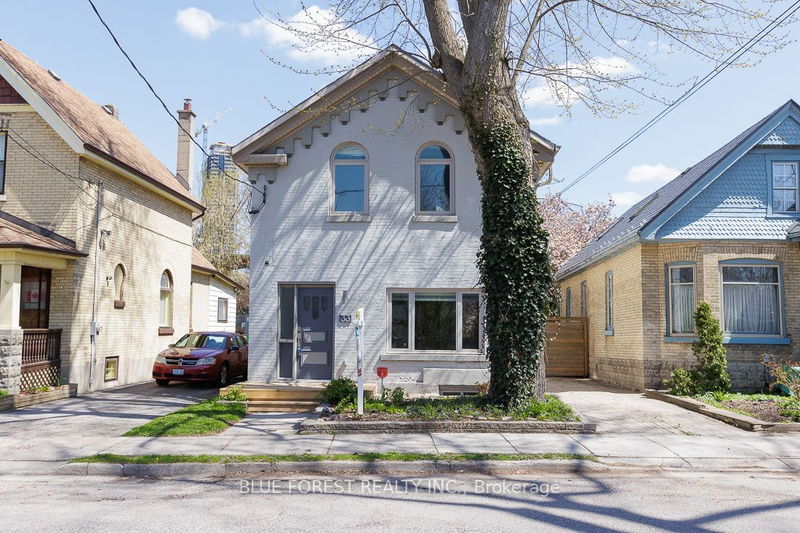 home for lease on 33 Wilson Avenue
