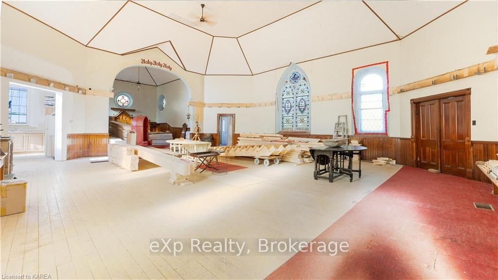 Listing Image 6