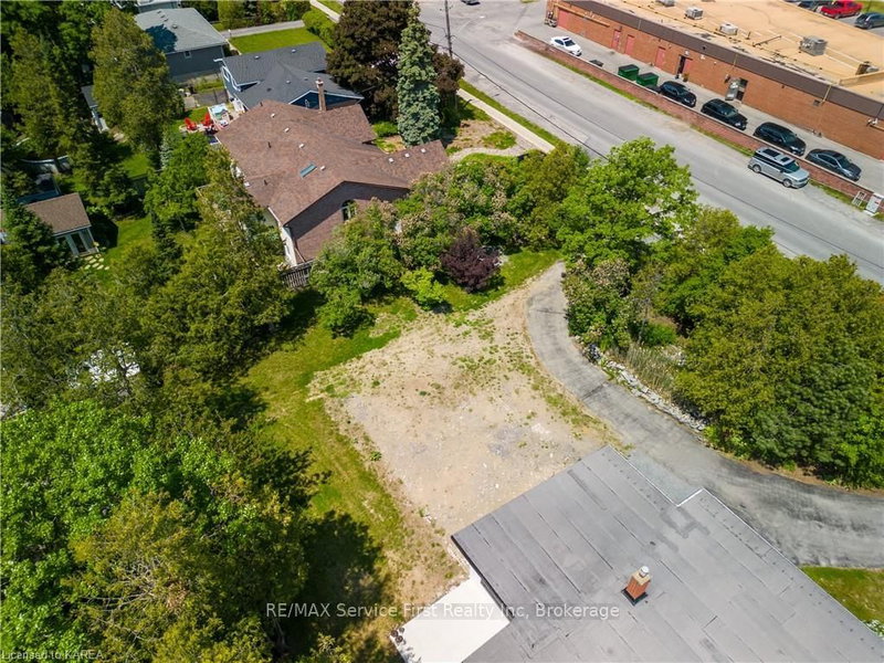 845 WOODBINE Rd, Kingston, K7P 2X3 | Image 3