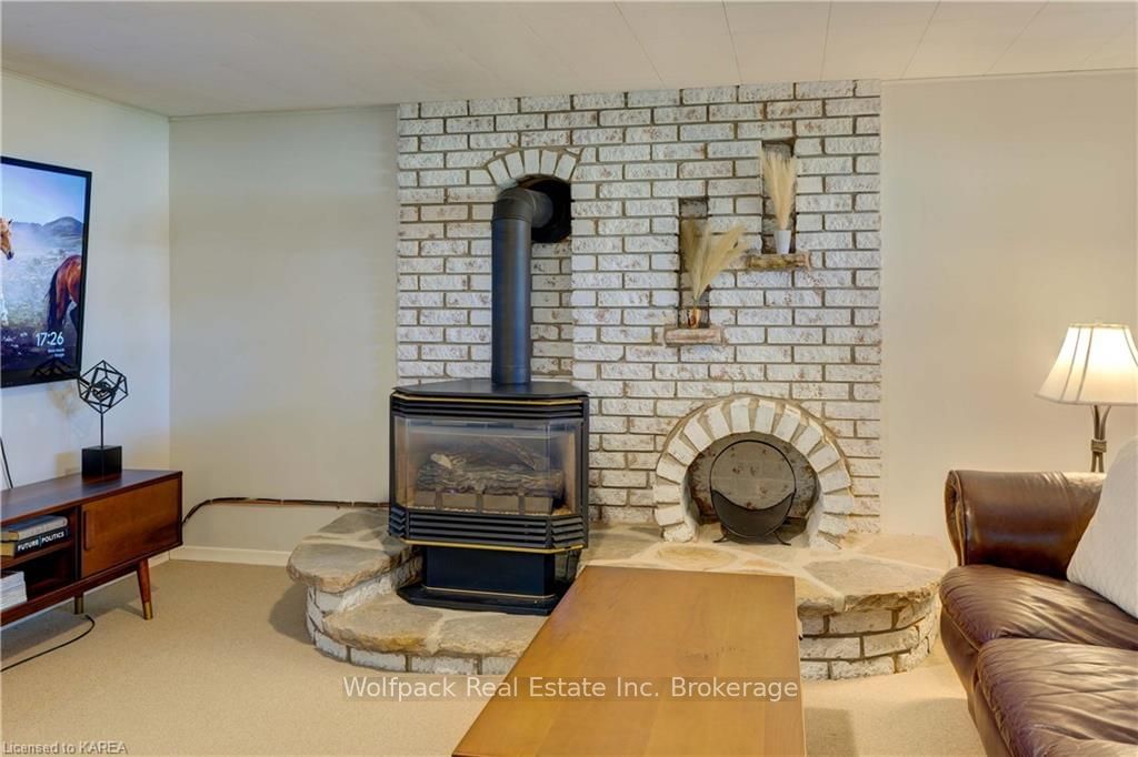 Listing Image 36