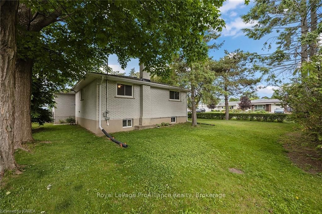 Listing Image 35