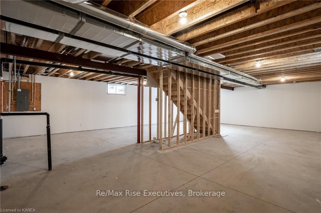 Listing Image 38