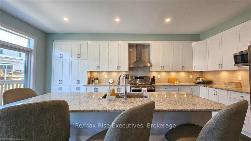 1187 WATERSIDE Way, Kingston, K7K 0J1 | Image 3