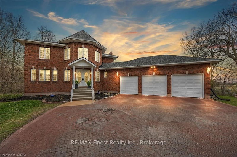 556 MOUNT CHESNEY Rd, South Frontenac - Frontenac South image-0-0