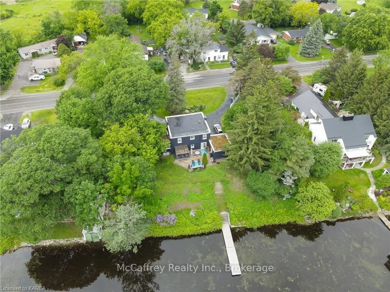 442 DUNDAS St W, Greater Napanee, K7R 2C1 | Image 2