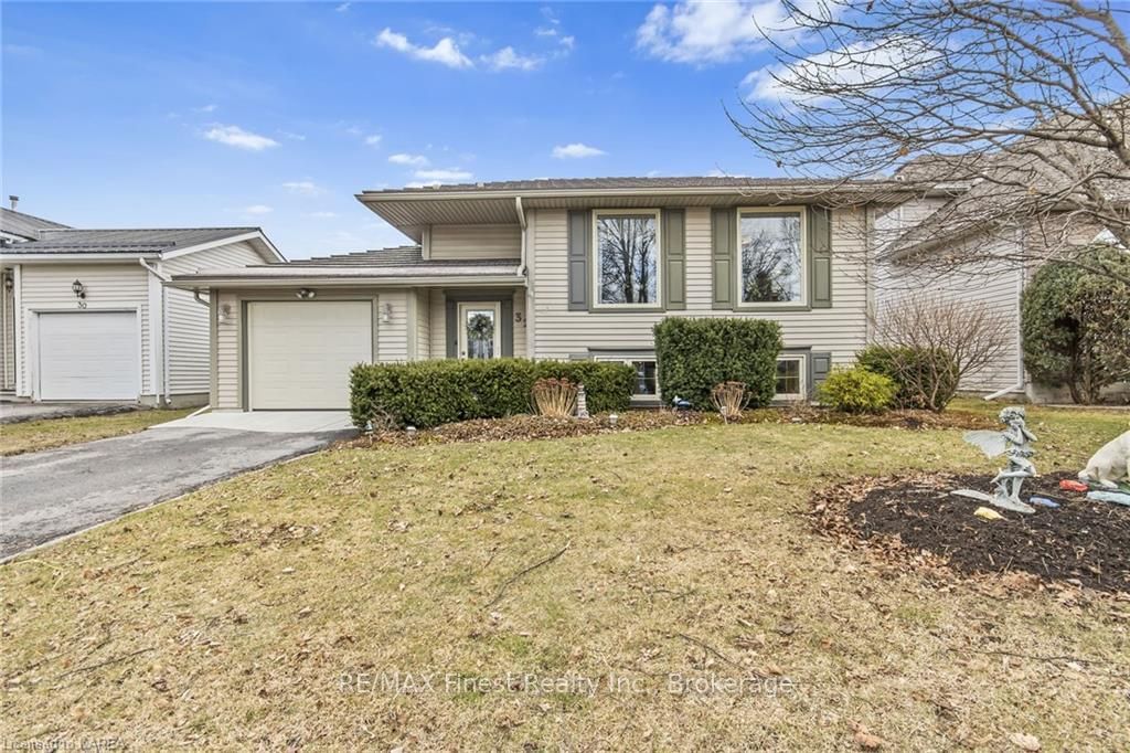 Detached House sold at 32 HERITAGE Drive, Loyalist, Bath, K0H 1G0 - MLS: X9027503