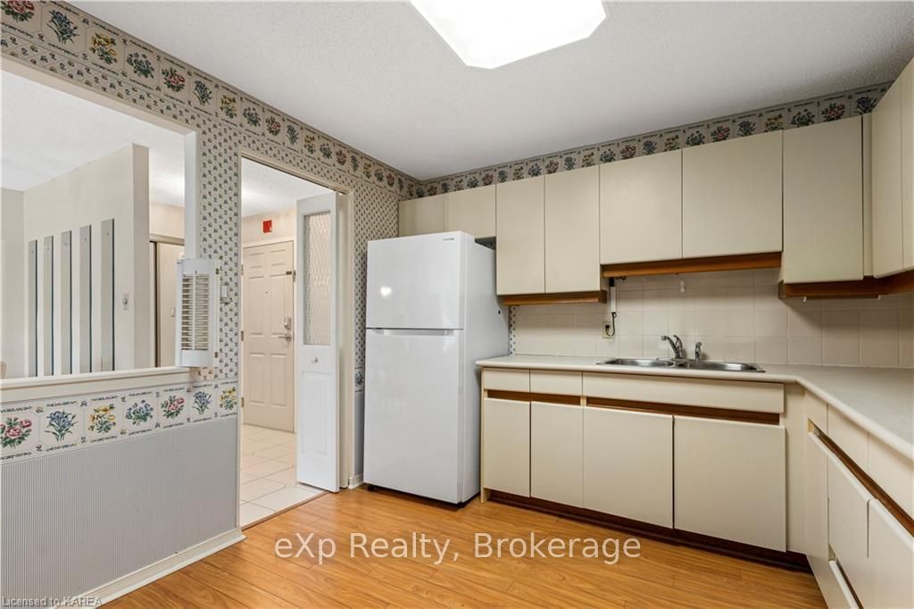 115 BARRETT Court, Unit 407 - Photo 6