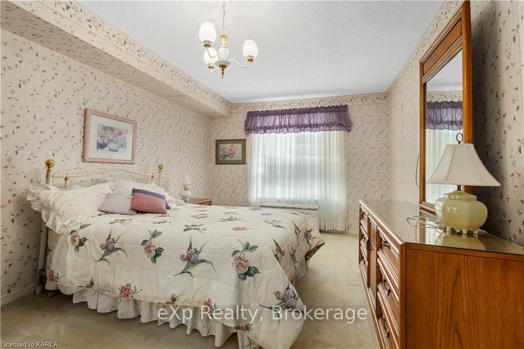 115 BARRETT Court, Unit 407 - Photo 8