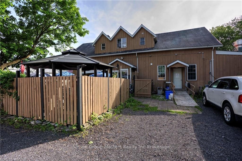 Listing Image 8