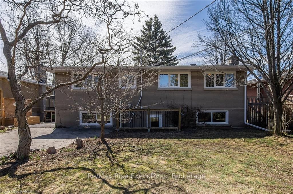 Listing Image 33