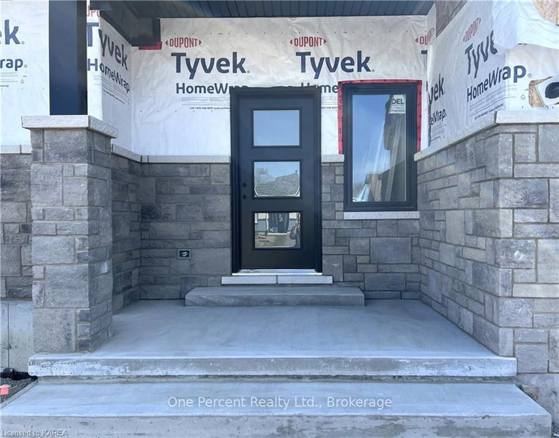 125 MAPLECROFT Crt, Gananoque, K7G 0A6 | Image 3