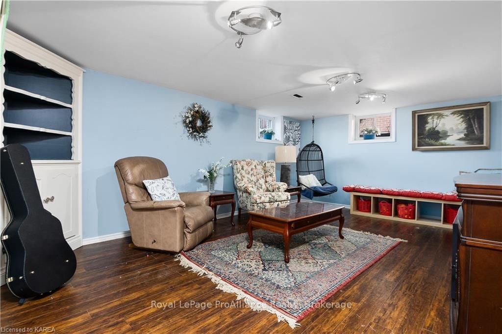 Listing Image 22