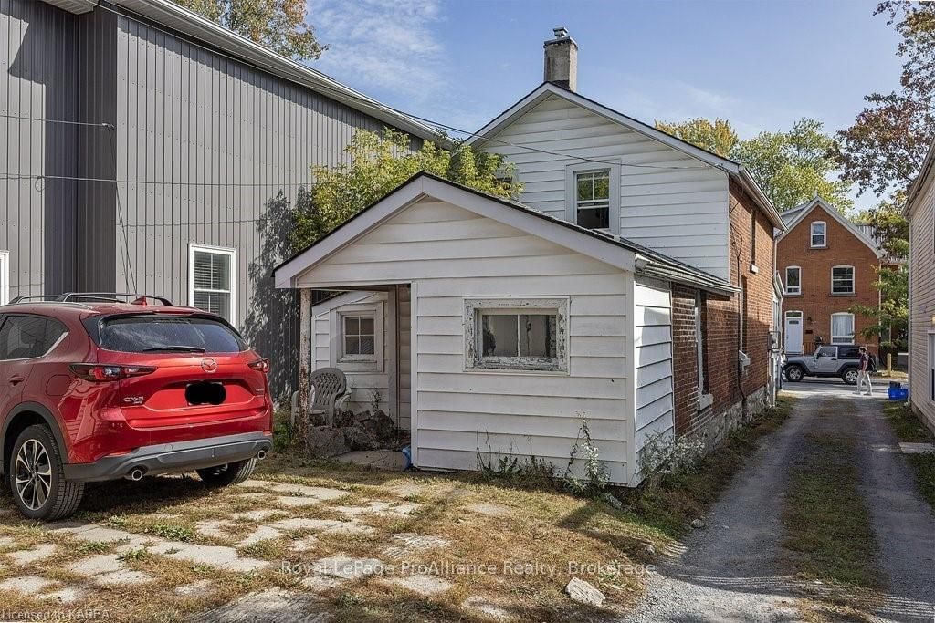 Listing Image 7