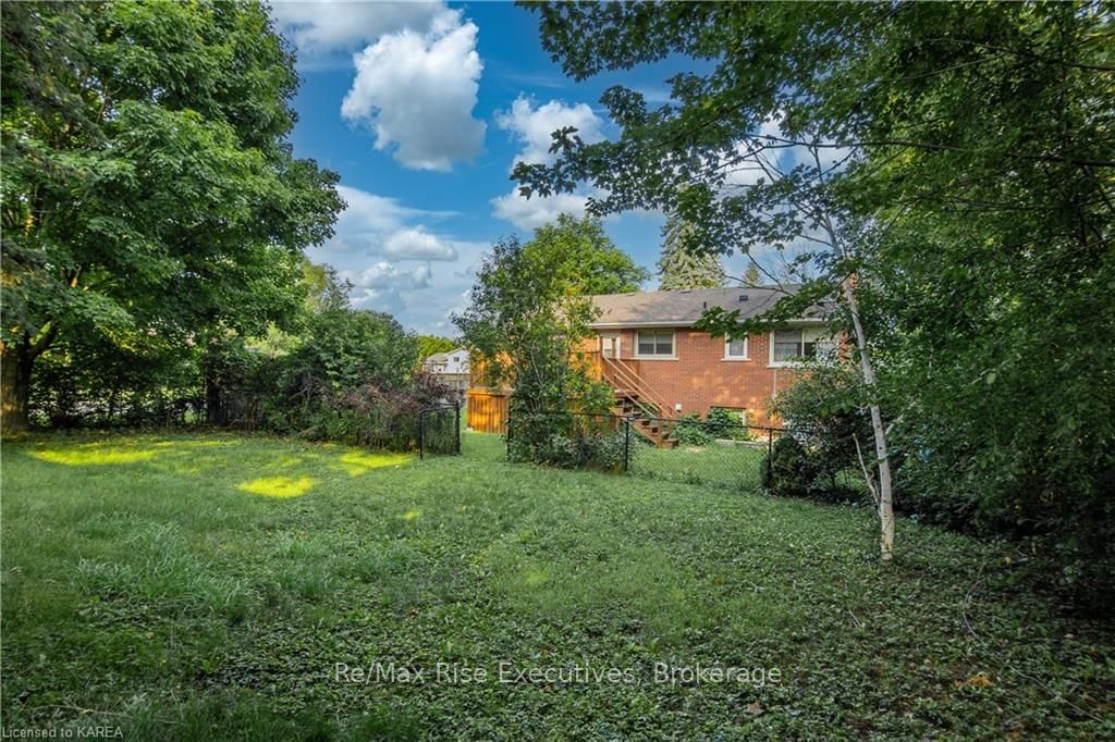 Listing Image 37