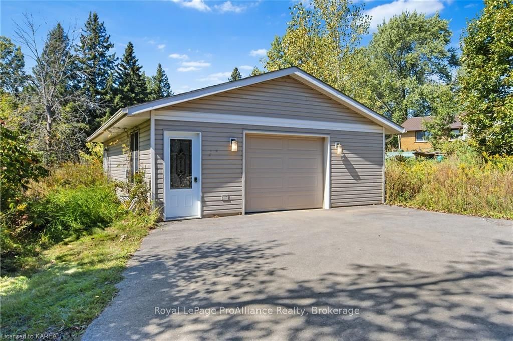 Listing Image 35