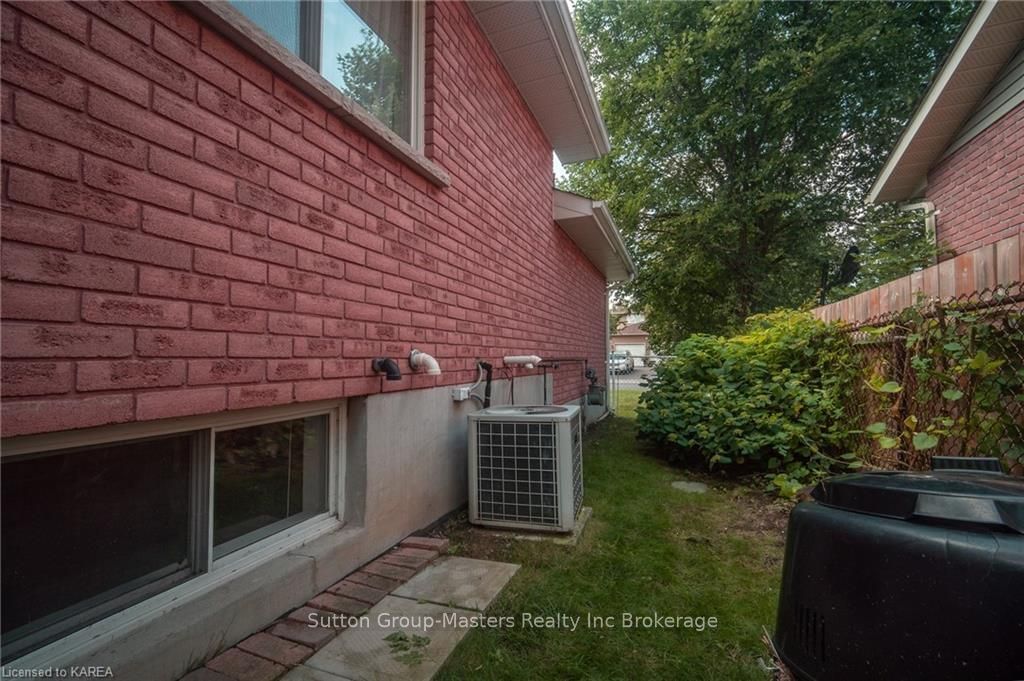 Listing Image 38