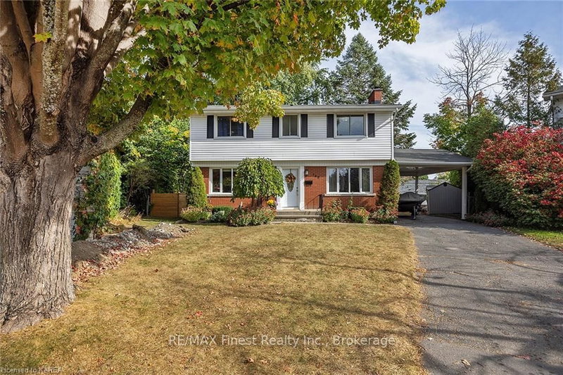 140 FALKIRK Terr, Kingston, K7M 4C2 | Image 2