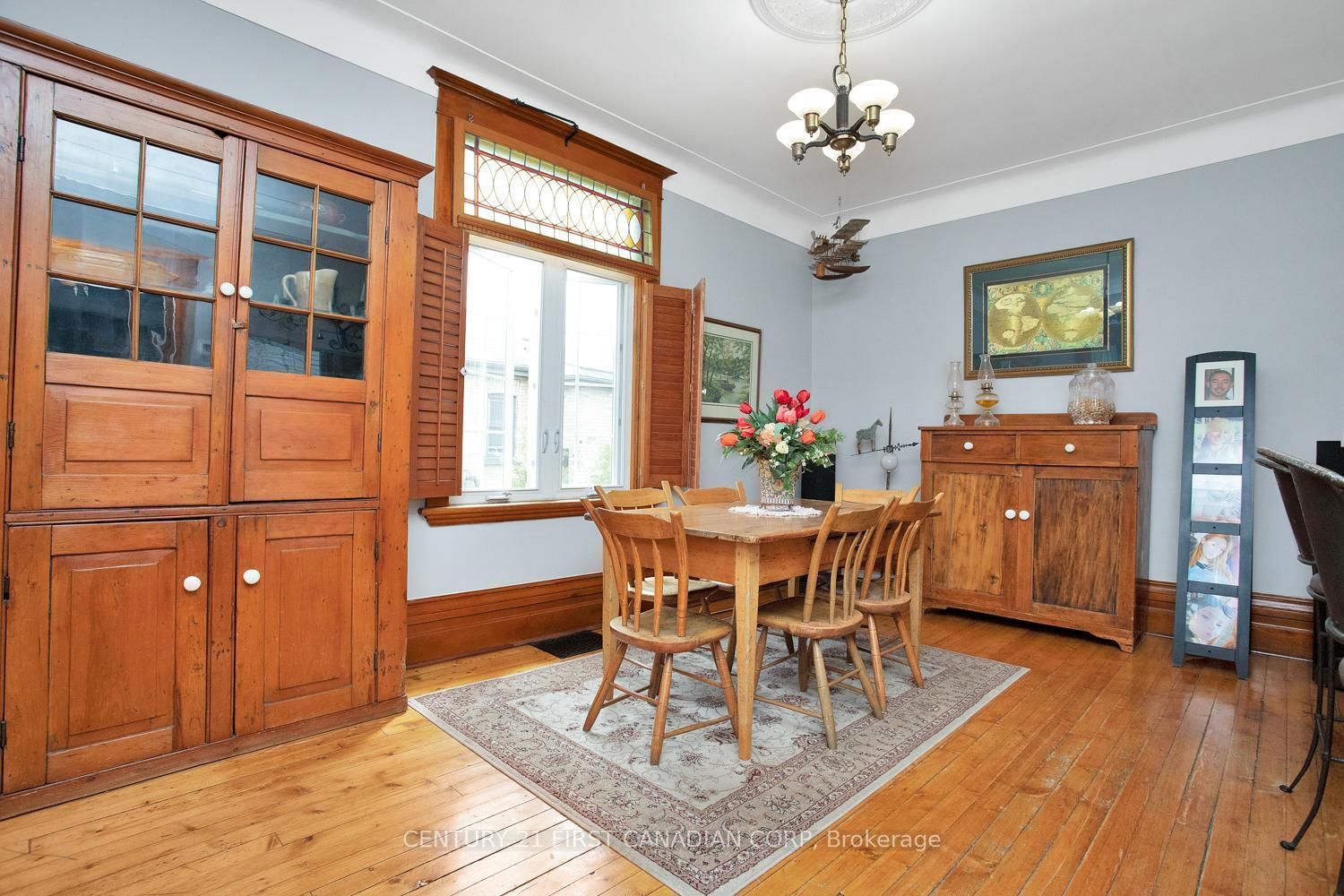 Listing Image 7