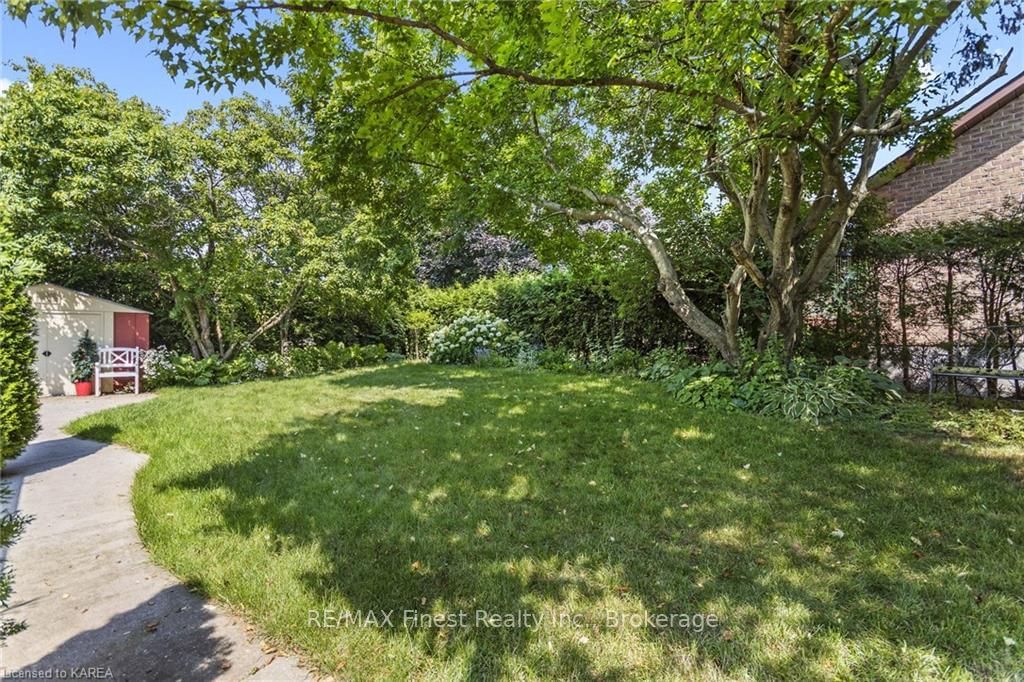 Listing Image 40
