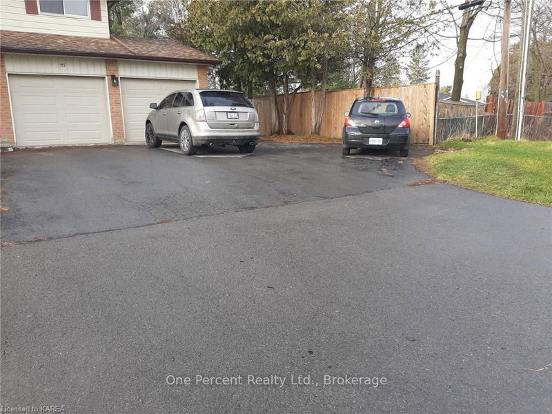 715 COLLINS BAY Rd, Kingston, K7M 5H1 | Image 2