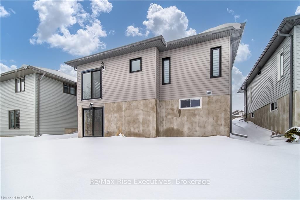 Listing Image 33
