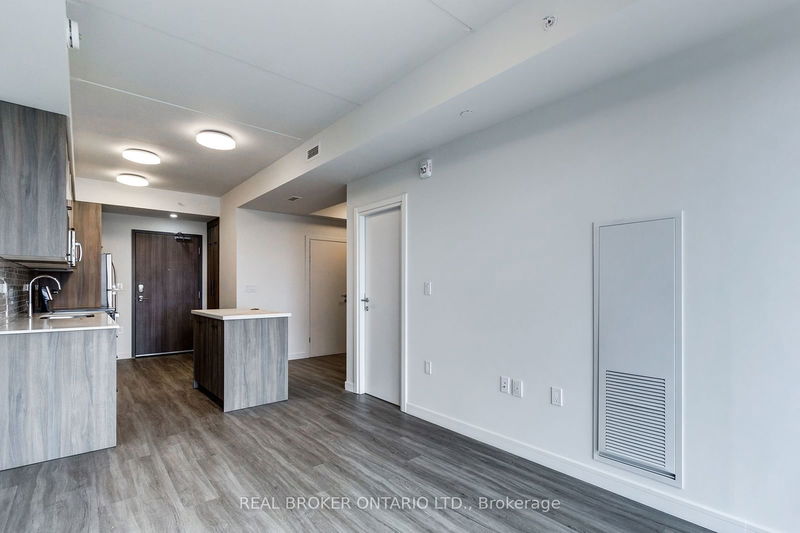 home for lease on 2009-49 Walnut Street S