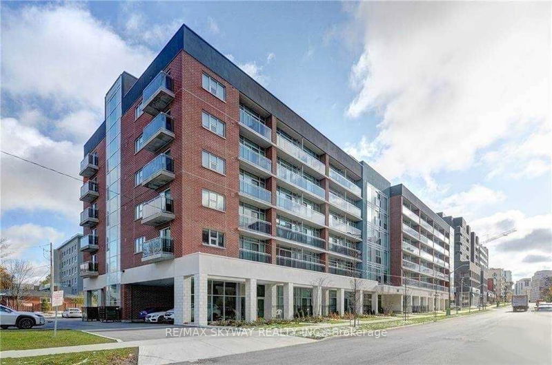 home for lease on 405-308 Lester Street