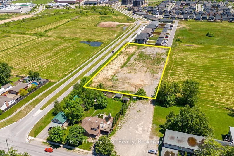 1395 STATION St, Pelham, L0S 1E3 | Image 2