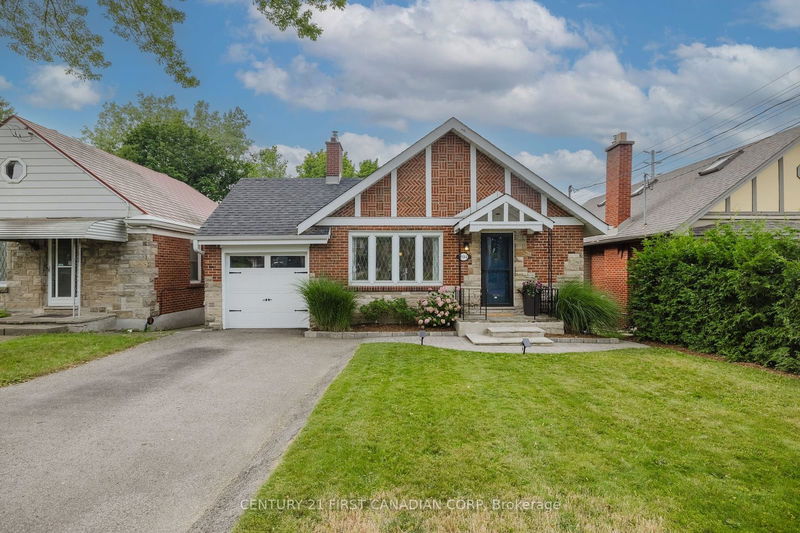 home for sale on 594 Victoria Street