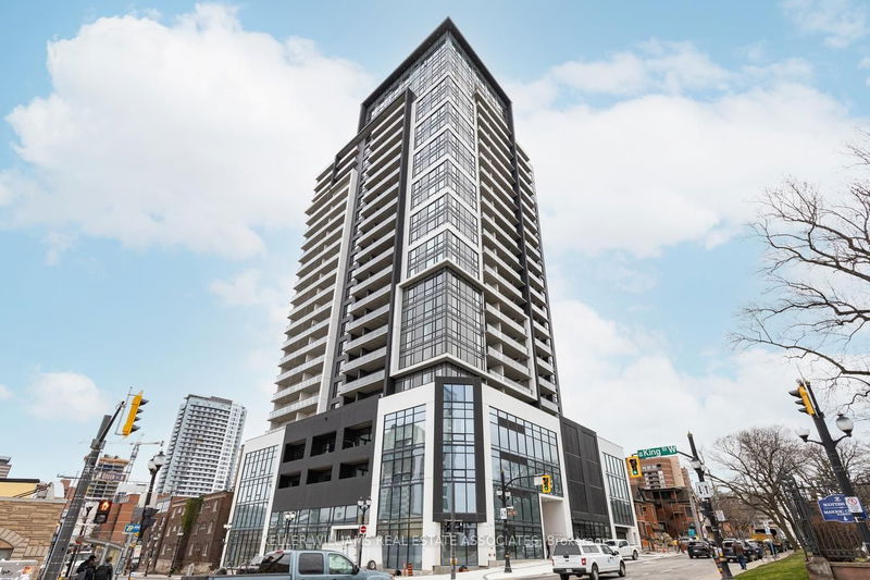 home for lease on 2208-15 Queen Street S