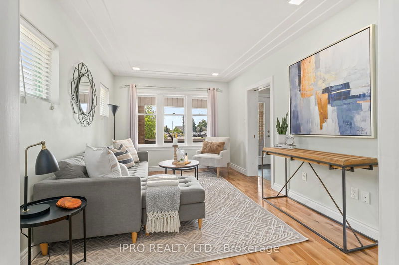 home for sale on 1006 Queens Boulevard