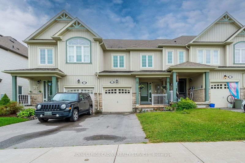 home for sale on 915 Cook Crescent