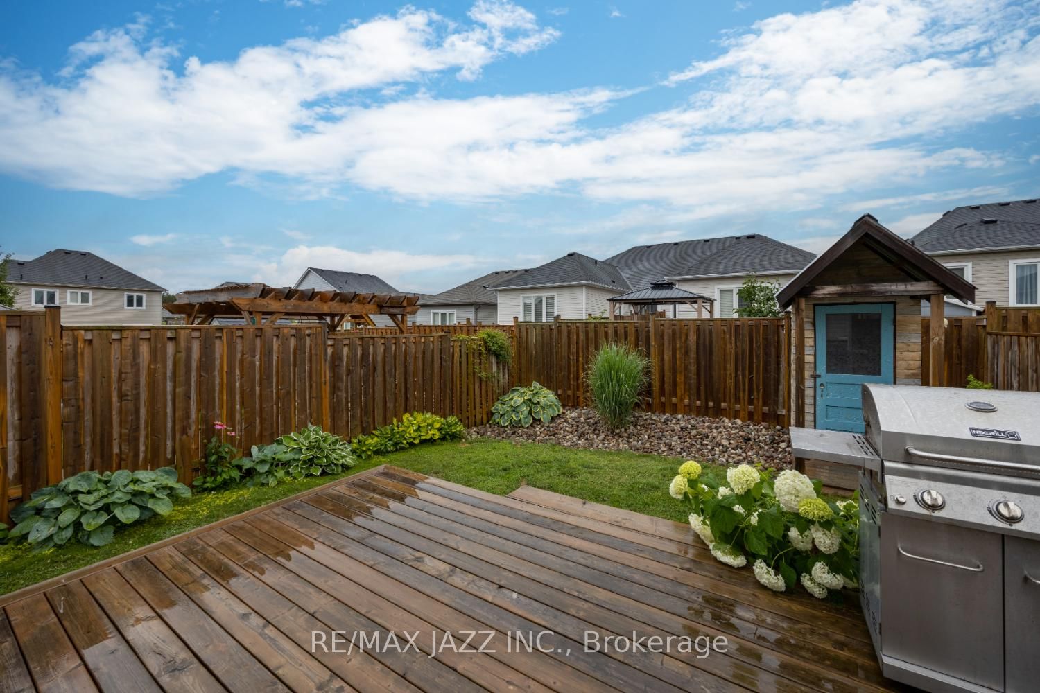 Listing Image 19