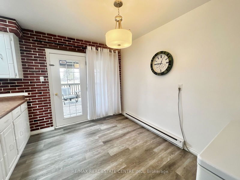 2 Kingsland Ave  Mulmur, L9V 3H1 | Image 10