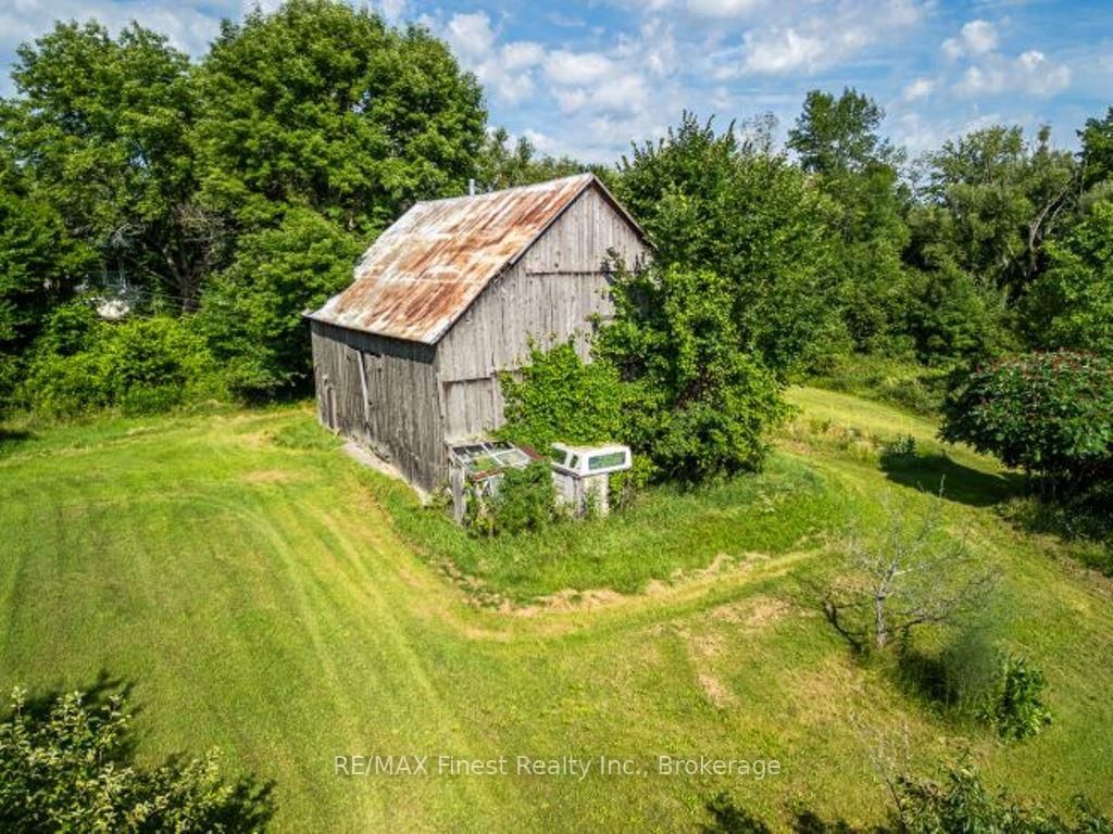 Listing Image 17