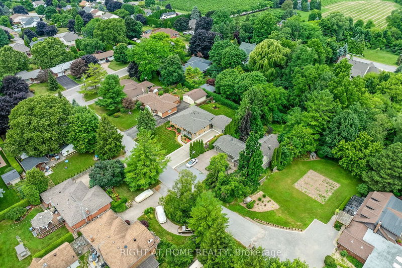 5 Pine St  Niagara-on-the-Lake, L0S 1T0 | Image 39