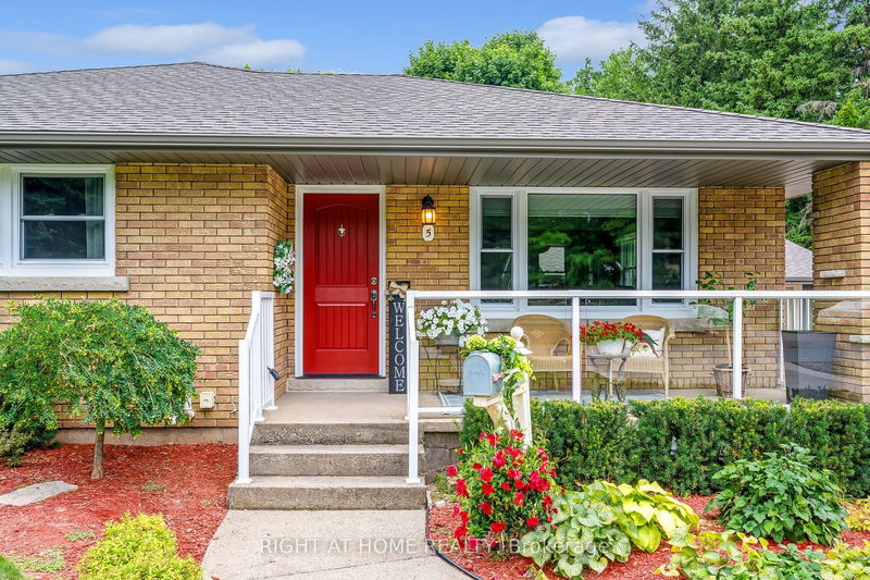 5 Pine St  Niagara-on-the-Lake, L0S 1T0 | Image 8