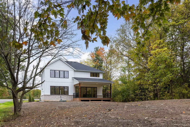 81 Doans Ridge Rd, Welland, L3B 5N4 | Image 3