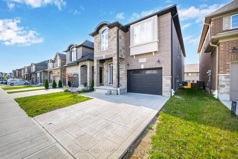 54 Pondcliffe Dr, Kitchener, N2R 0M3 | Image 3