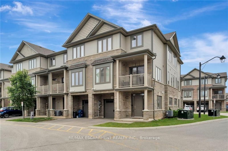 home for lease on 159-77 Diana Avenue
