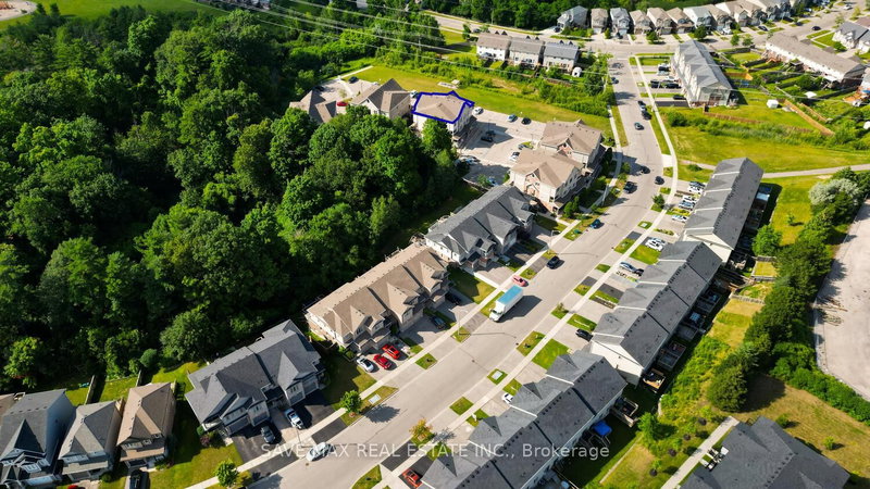 3E - 255 Maitland St, Kitchener, N2R 1Z2 | Image 3