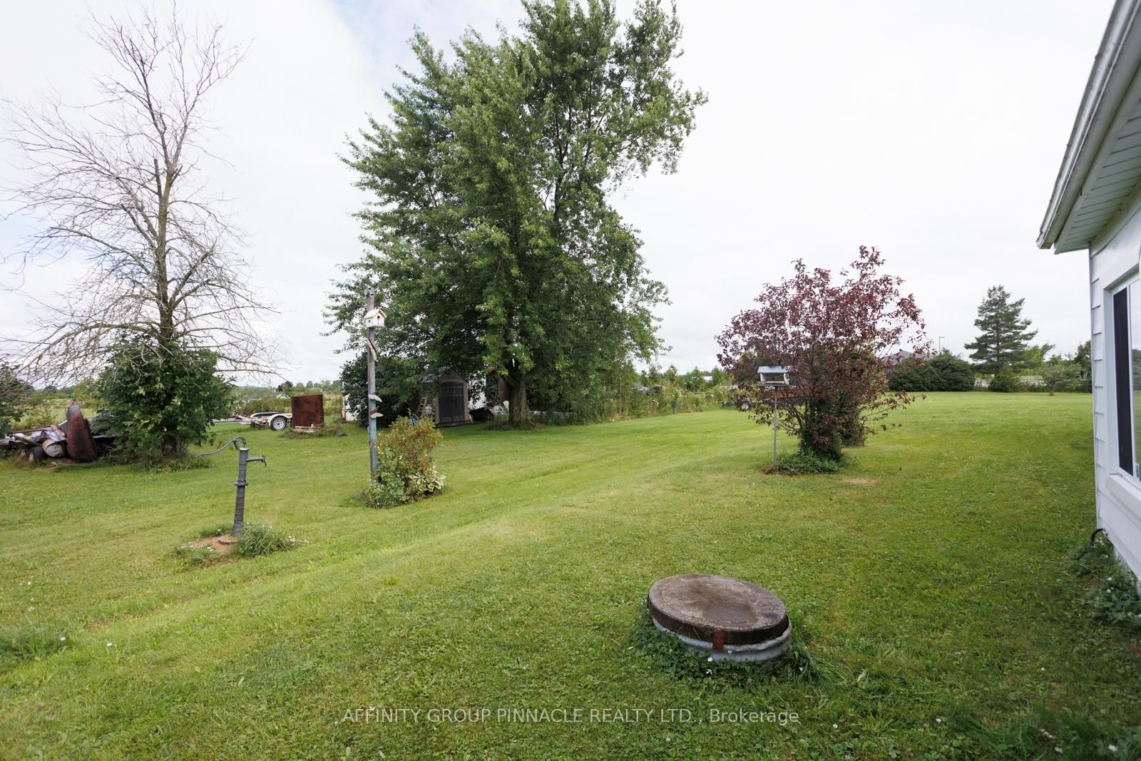 Listing Image 33