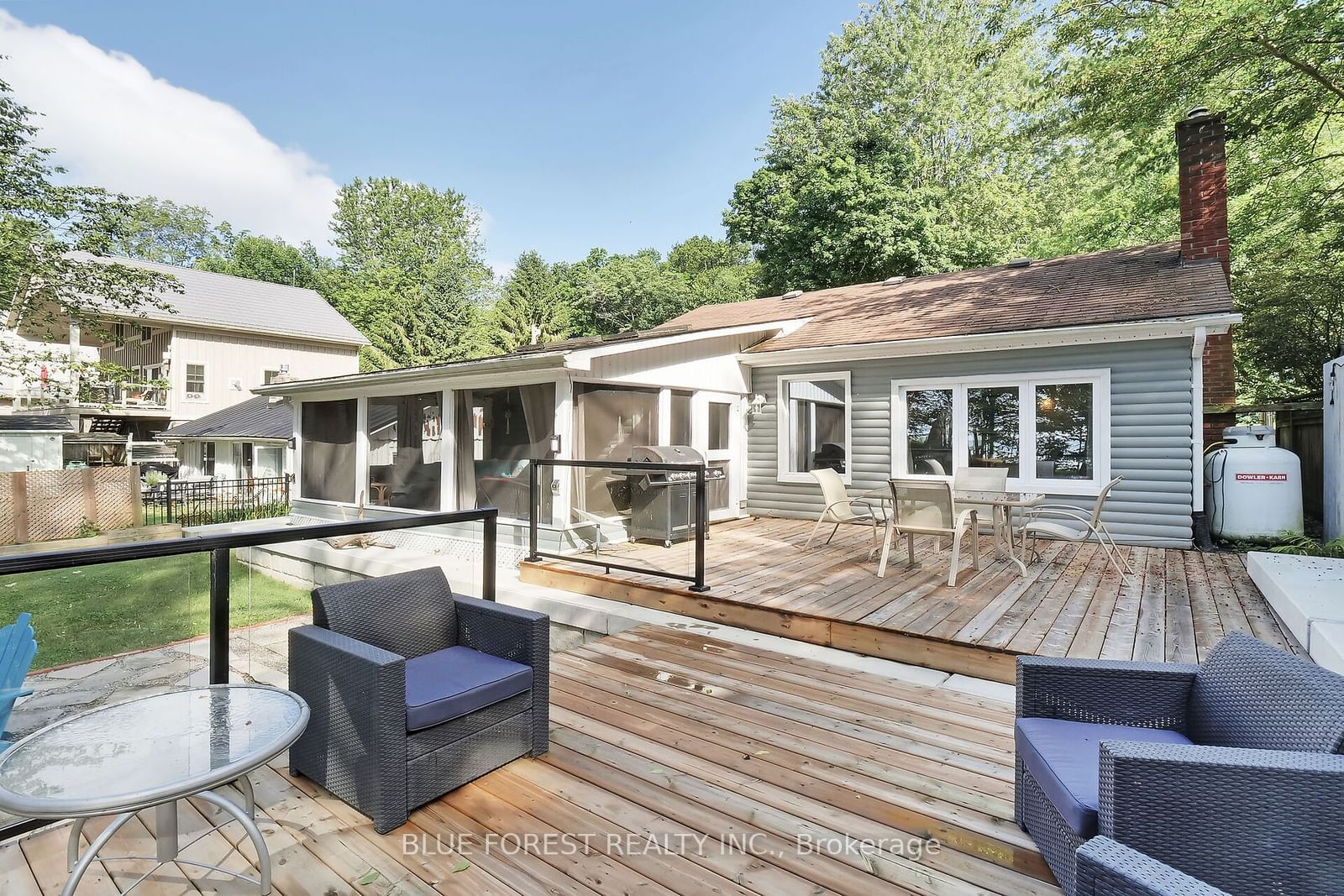 Listing Image 7