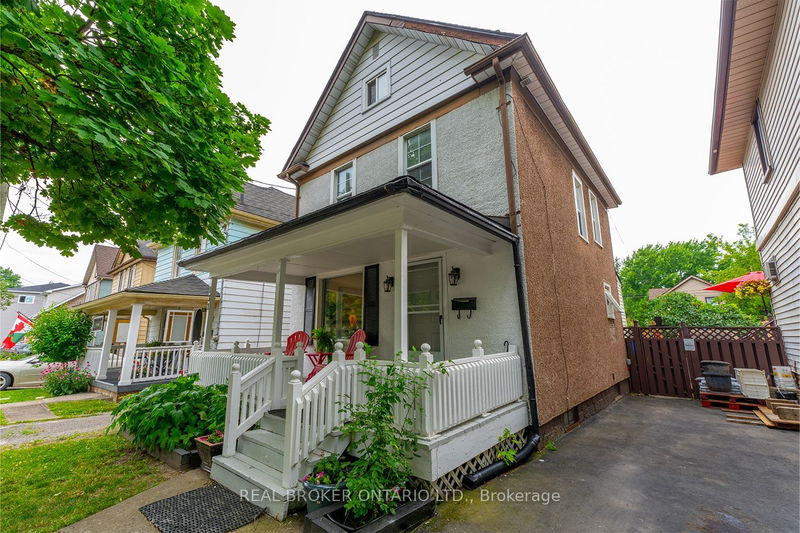 131 Ross St  Welland, L3B 2M8 | Image 1