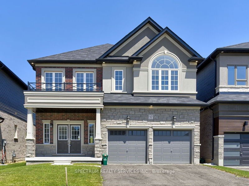 home for sale on 37 Macklin Street