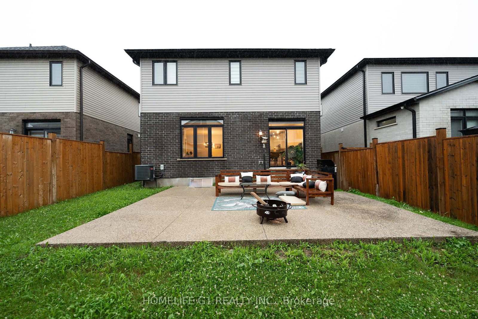 Listing Image 32